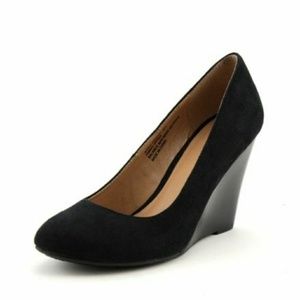 Zigi Soho Apple Wedge Shoes